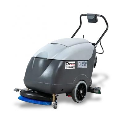 Opein | Alquiler y venta de fregadora (persona de pie en máquina) Karcher 40cm con batería de 24v en Canarias, Madrid y Marruecos.